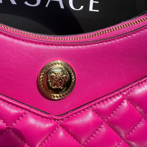 NWT VERSACE LEATHER QUILTED HOBO BAG - Picture 5 of 12